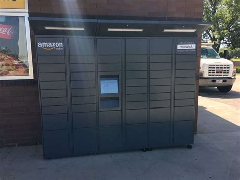 Amazon Locker. Storage locker service that 