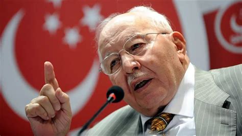 Necmettin Erbakan Kimdir.