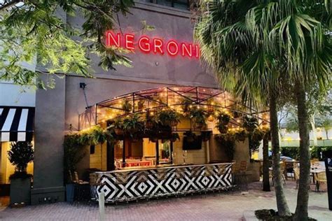 Negroni miami. Skewing slightly more high-end, Culina draws in the Beverly Hills crowds and jetsetting business types alike — though there’s always room for a local at the bar. Order up the Negroni and just ... 