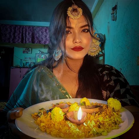 😈 [CLIP] Neha Paul Onlyfans Leak