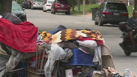 Neighbors frustrated with sidewalk squatters
