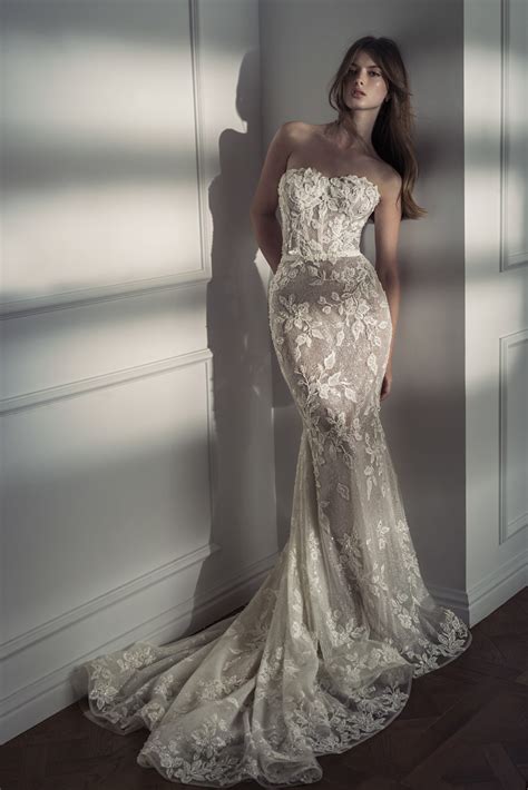 Netta benshabu. Shop discounted Netta BenShabu Wedding Dresses wedding dresses. Thousands of new, used and preowned gowns at lowest prices in Australia. Find your dream Netta BenShabu Wedding Dresses dress today. 