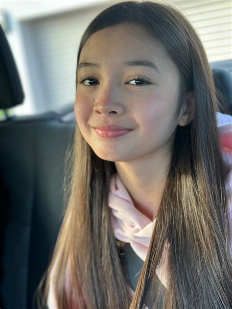 😈 +18 Nevelyn (Albina) Onlyfans Leak