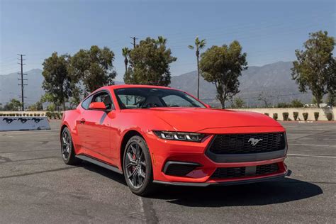 New 2024 Ford Mustang EcoBoost Premium - fordhamburg.com