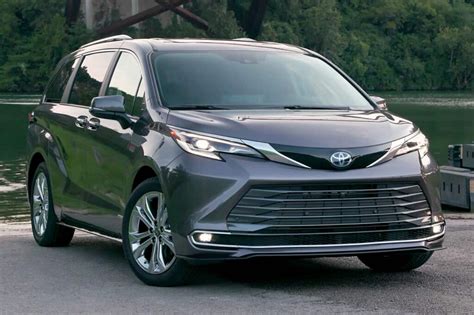 New 2024 Toyota Sienna For Sale at McGee Toyota of Hanover