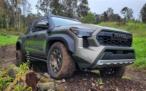 New 2024 Toyota Tacoma TRD Off-Road Pickup Double Cab