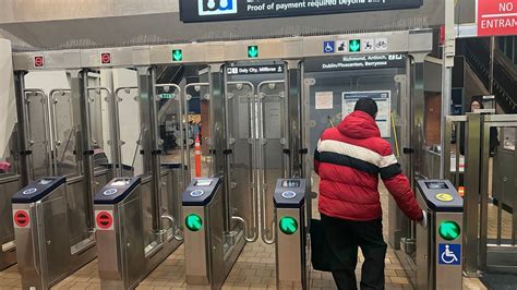 New BART fare gates could go into service next week in West Oakland