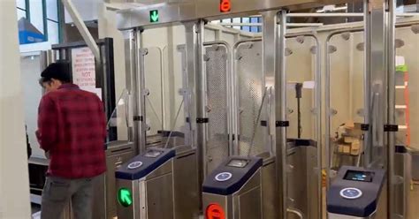 New BART fare gates open at West Oakland Station