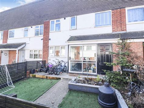 New Build Homes and Developments for Sale in Harlow - Zoopla