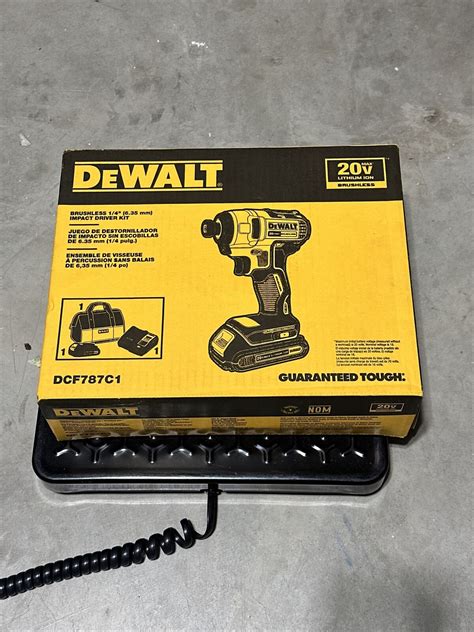 New DEWALT DCF787C1 20V MAX BL Li-Ion 1/4 in. Impact Driver Kit …