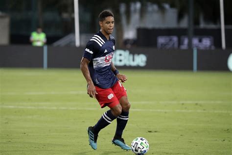 New England Revolution settle for 1-1 tie on the road