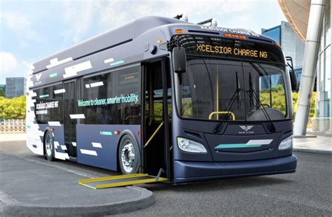 New Flyer Announces Improved Electric Bus, More Sales