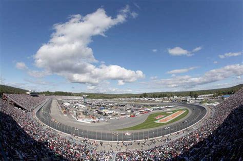 New Hampshire Motor Speedway - Biggest Sports Venue …