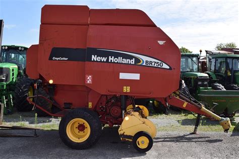 New Holland BR 750 for sale - Tractor7.com