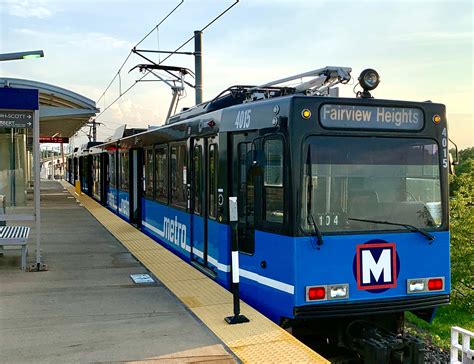 New MetroLink train cars coming to St. Louis region