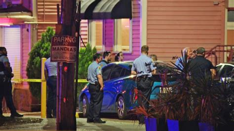 New Orleans restaurant shooting kills waiter, wounds tourist from Chicago