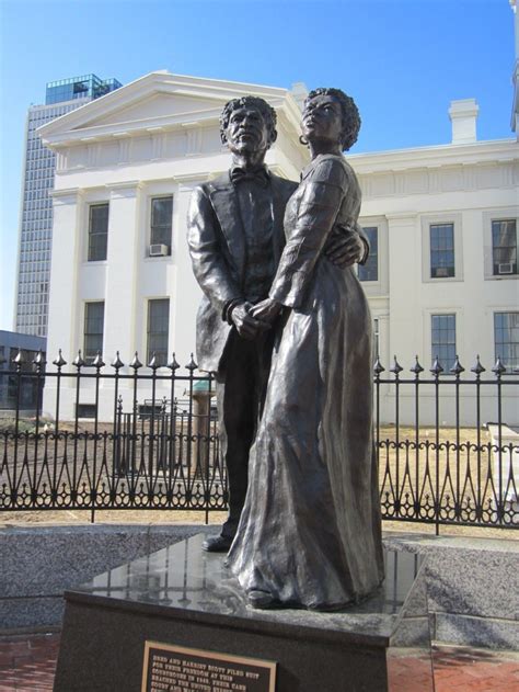 New St. Louis monument dedicated in memory of Dred Scott