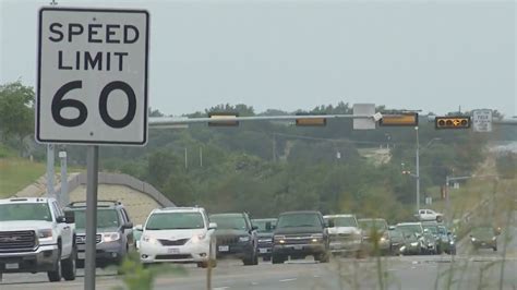 New Texas law to allow temporary highway speed limits under certain conditions
