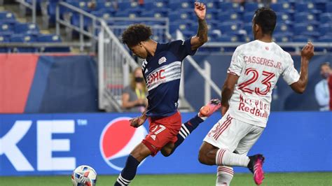 New York plays Connecticut, looks for 4th straight home win