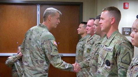 New York recruiters honored by Army General