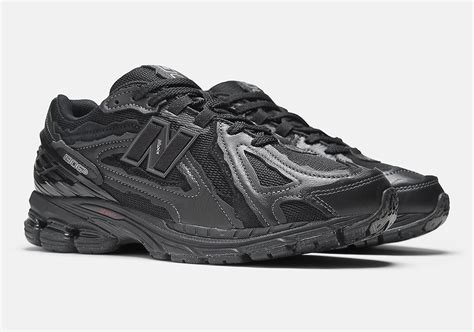 New balance 1906r protection pack. New Balance 1906R “Protection Pack”. Color: Black/Silver Metallic-Crimson. Style Code: M1906DF. Release Date: August 2, 2023. Price: $170. Founder and Editor in Chief. My passion for sneakers ... 