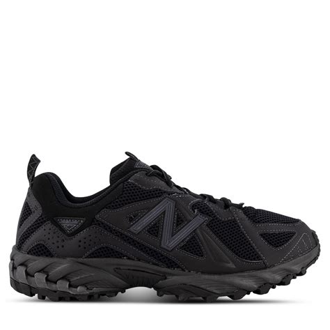 New balance 610t. New Balance. 610T "Triple Black" sneakers. The New Balance 610 now arrives in a discreet "Black Phantom" colourway. This model is constructed with mesh panels for breathability and … 