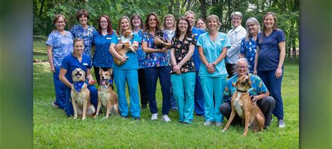 New baltimore animal hospital. South Paws Emergency Center. 8500 Arlington Blvd. Fairfax, VA 22031. Open 24 hours a day, 365 days a year. 703-752-9100. Website> 