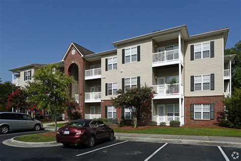 New bern apartments. 2-bedroom apartments at 132 Nathan Tisdale Academy Green cost about 37% less than the average rent price for 2-bedroom apartments in New Bern. Median rents as of Apr 14 2024. Studio $625. 1 Bed $1,123. 2 Bed $1,270. 