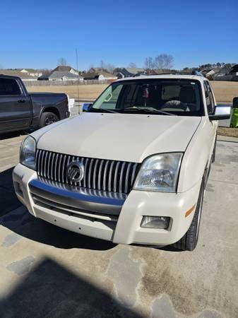 Limited Sport Utility 4D Jeep Cherokee. 4h ago · 155k mi · Stanley. $11,500. 1 - 61 of 61. Cars & Trucks - By Owner near New Bern, NC 28562 - craigslist..