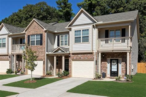 There are only 148 communities in Canton with active new construction projects. For more options to choose from, try expanding your search to include all communities in the Atlanta area . You might also consider specific community types across the Atlanta area that are in good supply including luxury developments , new townhome developments ... . New construction homes in atlanta under dollar300k
