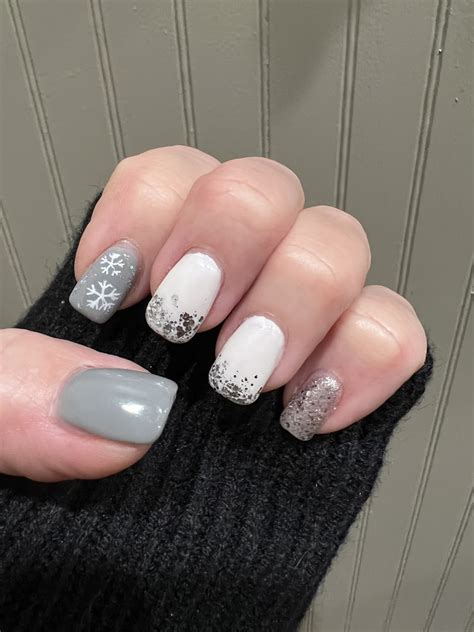 New cozy nails. Nail fungus, also called onychomycosis, is an infection of toenails or fingernails by fungus, yeast or mold. Symptoms of nail fungus include yellow or white spots at the edge of th... 