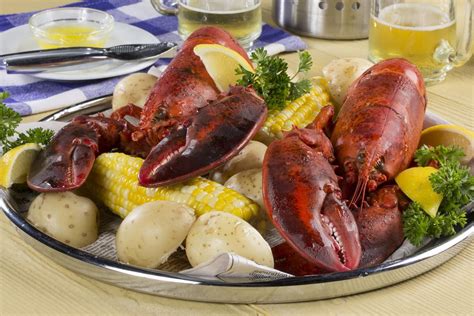 New england lobster. 1 pound lobster meat, drained. 1/2 cup finely diced celery. 1/2 lemon, juiced. 3/4 cup mayonnaise. 1/2 teaspoon white pepper. 4 hot dog buns, toasted. Add to Shopping List. Ingredient Substitutions. 