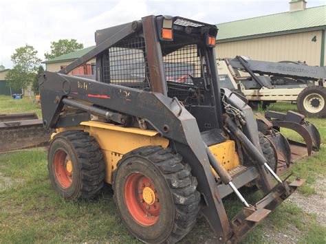 New holland ls190 problems. It comes with 4.5gal and 15.1gal cooling system fluid capacity and hydraulic system fluid capacity respectively. New Holland LS190 B loader has 7669.9lb breakout force and 5599.8degrees tipping angle. Its length with bucket is 12.15ft in. New Holland LS190 B's height to top of cab is 6.64ft in. And its wheelbase is 4.3ft in. 