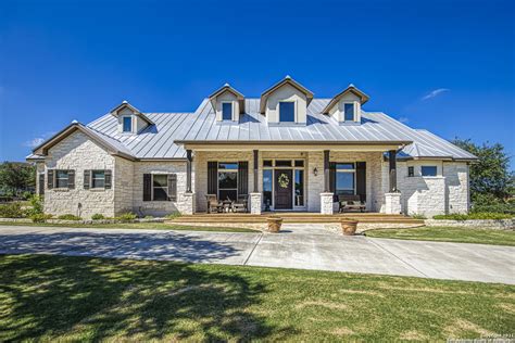 New homes for sale new braunfels. Floor Plans Available. 2,867. Bedroom Count. 1 to 6. Bathroom Count. 1 to 5. Square Footage Range. 661 to 4,983 sq/ft. Search for New Home Communities in New Braunfels near San Antonio, Texas with NewHomeSource, the expert in New Braunfels new home communities and New Braunfels home builders. 
