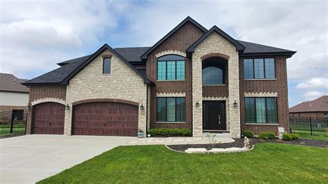 New lenox il homes for sale. Calistoga is a new construction community by Lennar located in New Lenox, IL. Now selling 3-4 bed, 2-2.5 bath homes starting at $479990. Learn more about the community, floor plans and move-in ... 