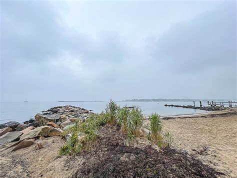 New london beach. See sales history and home details for 120 Beach Dr, New London, NC 28127, a 2 bed, 1 bath, 784 Sq. Ft. single family home built in 1967 that was last sold on 08/22/2022. 