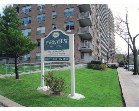 New management at the Parkview Apartments