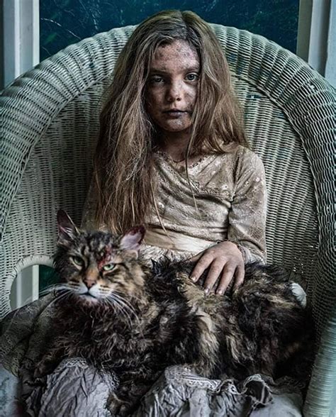 New pet sematary. Aug 17, 2021 · Paramount+ is heading to rural Maine to revisit one of Stephen King's most beloved—and terrifying—works: Pet Sematary. Henry Thomas (The Haunting of Hill House) and Samantha Mathis (Billions) have joined Paramount Players' follow-up adaptation of the successful 2019 Pet Sematary film, based on Stephen King's best seller and self-proclaimed scariest book of the same name. 