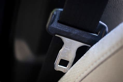 New rule proposal would require seat belt warnings for rear seats