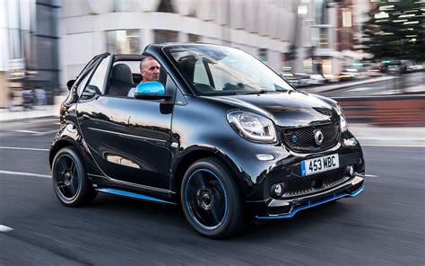 New smart car. The Smart keeps its rear-engine architecture and continues to be powered by a range of three-cylinder engines. In Europe, it will launch with a naturally aspirated, 70-hp, 1.0-liter engine and a ... 