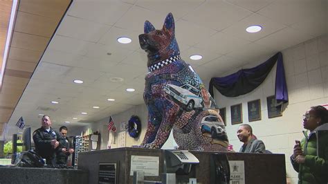New statue at CPD 8th District honors fallen officers