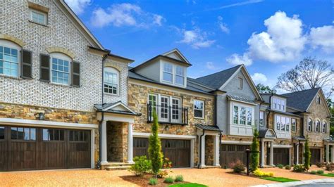 Get the scoop on the 676 townhomes for sale in Atlant