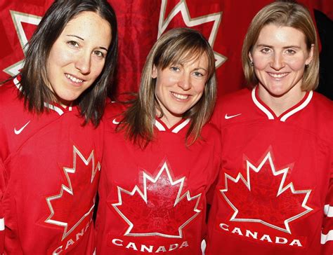 New women’s pro hockey league provides sneak peak on its 6 markets: 3 in U.S. and 3 in Canada
