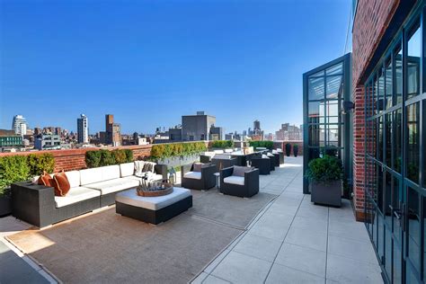 New york penthouse for sale. New York - Manhattan - Tribeca | Penthouse at Seven Harrison Ref. code EW6I. Exclusive apartment of 597 sq.m with penthouse, panoramic terrace and swimming pool. $ 29.950.000. 