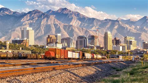 New york to salt lake city. Sept. 5, 2023. When Dino Fusco began traveling to Salt Lake City in the early 2000s for Goldman Sachs’s real estate arm, the odds of finding a coffee shop or brewpub were essentially zero. The ... 