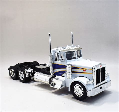 New-Ray 1:32 Scale Diecast Tractor Trailers/Semis - eBay