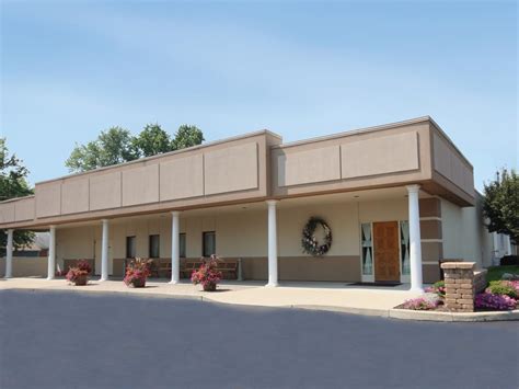 Newcomer funeral home kettering.  To send flowers to Newcomer Cremations,...