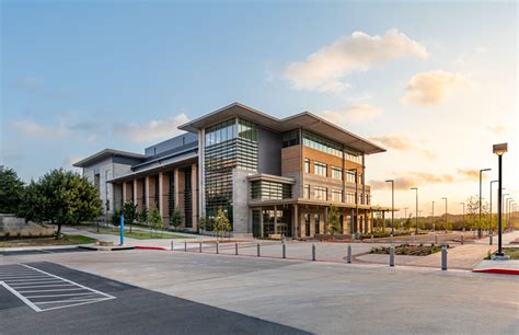 Newly completed Science and Engineering Building opens UTSA Today