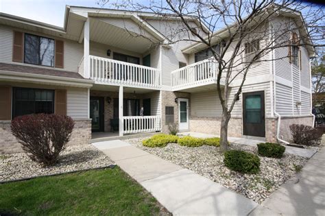 Newly listed homes for sale in the Kenosha area