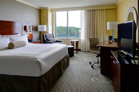 Newport News Marriott at City Center - Guest Reservations